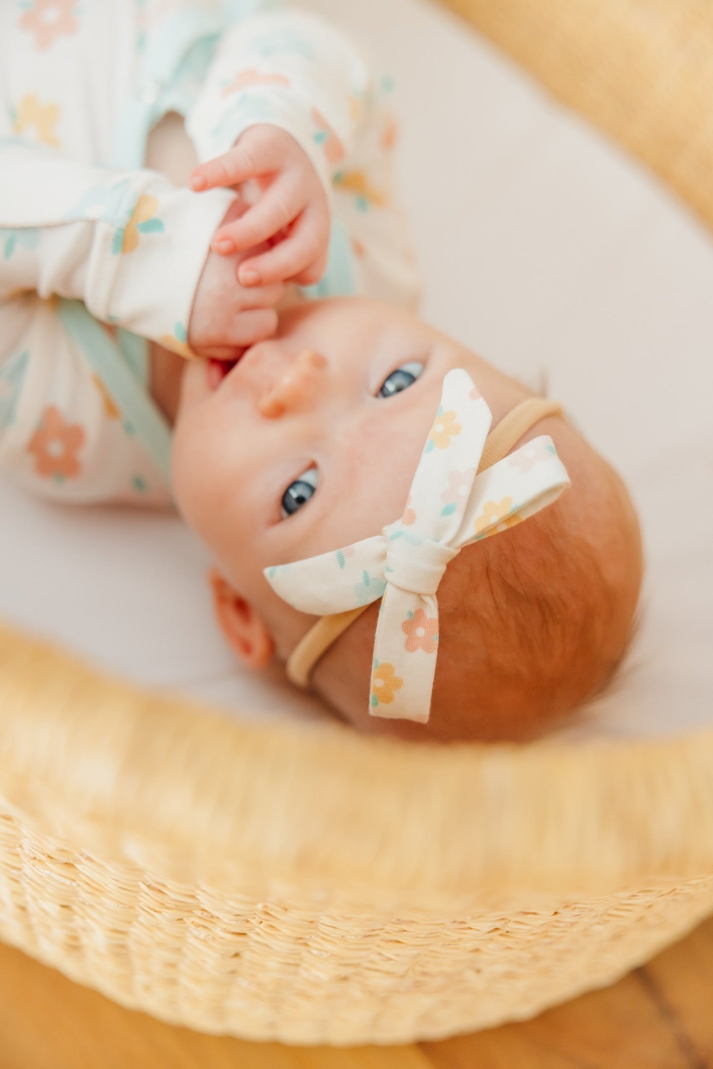 Ribbon Baby Bow - Daisy