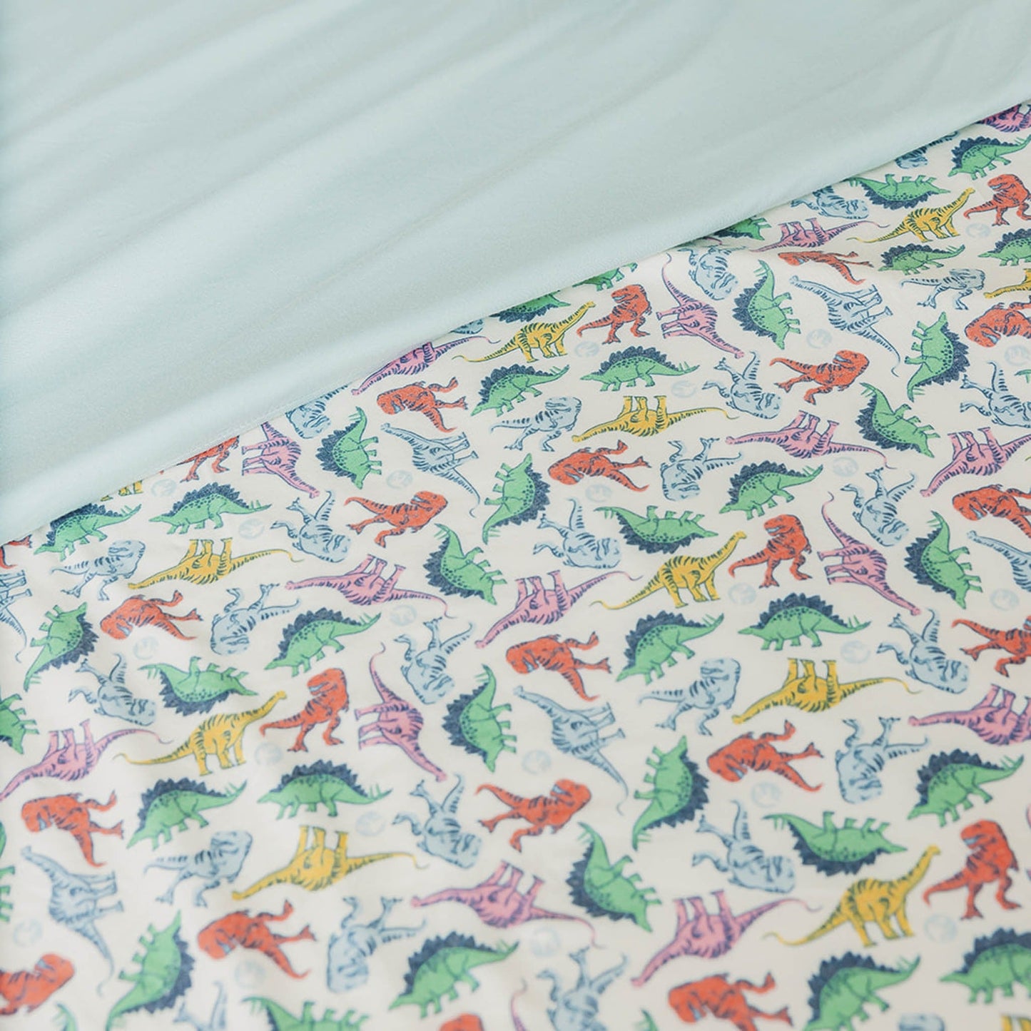 Twin Cloud Comforter - Dinosaurs of Jurassic Park