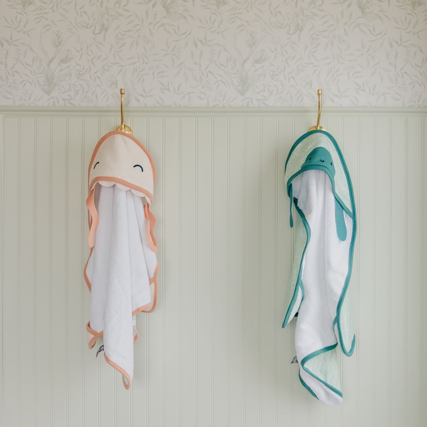 Character Hooded Towel - Cora