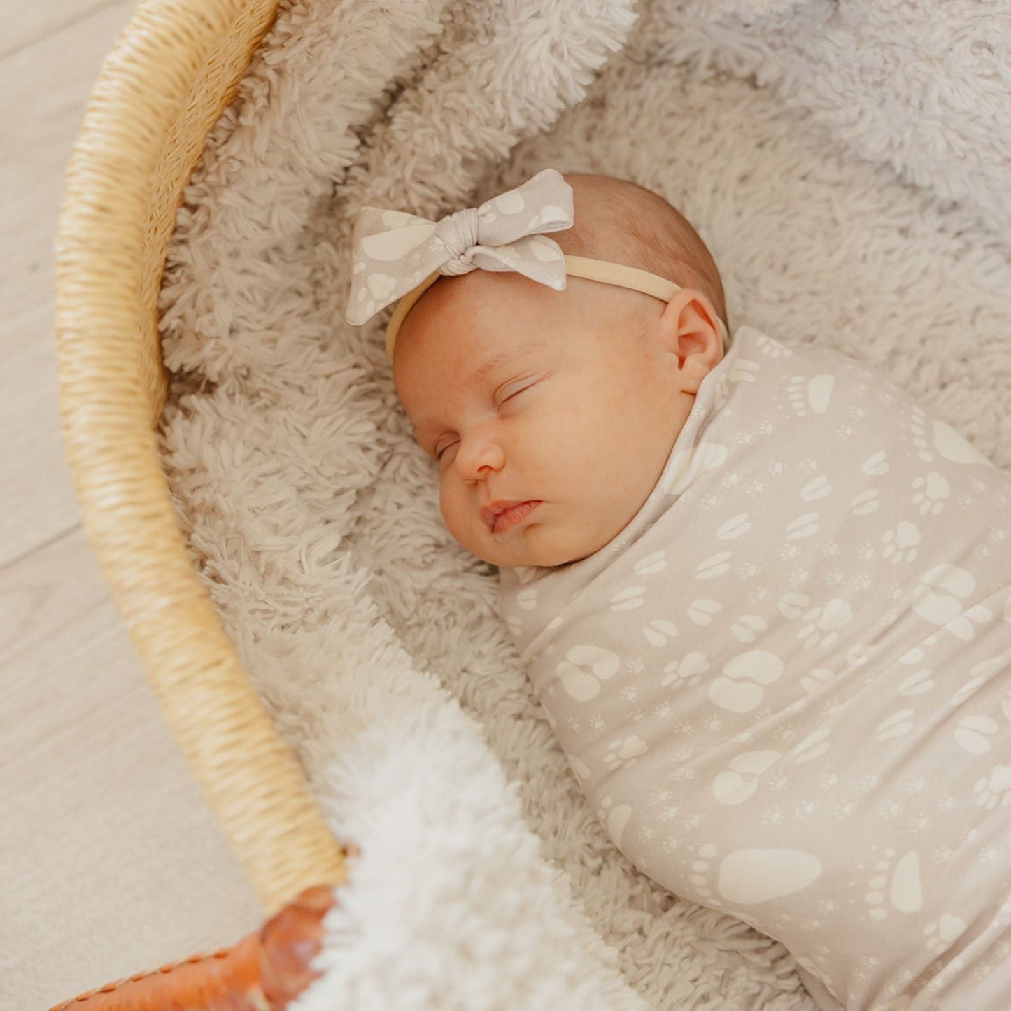 Classic Baby Bow - Tracker