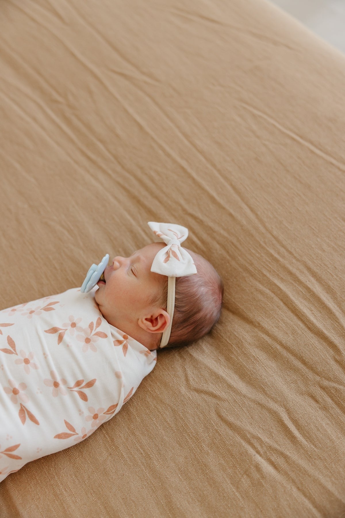 Bowtie Baby Bow - Rue