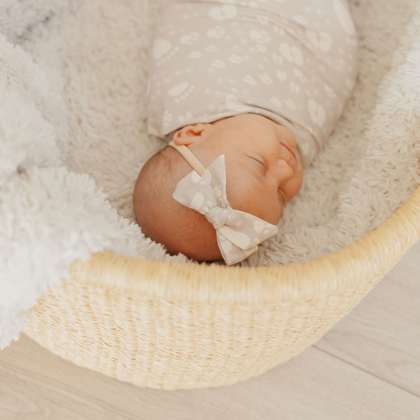 Classic Baby Bow - Tracker