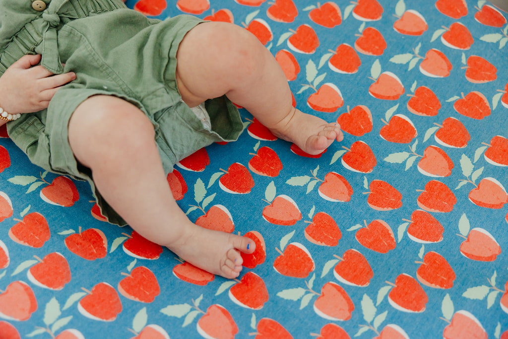 Premium Knit Fitted Crib Sheet - Teacher