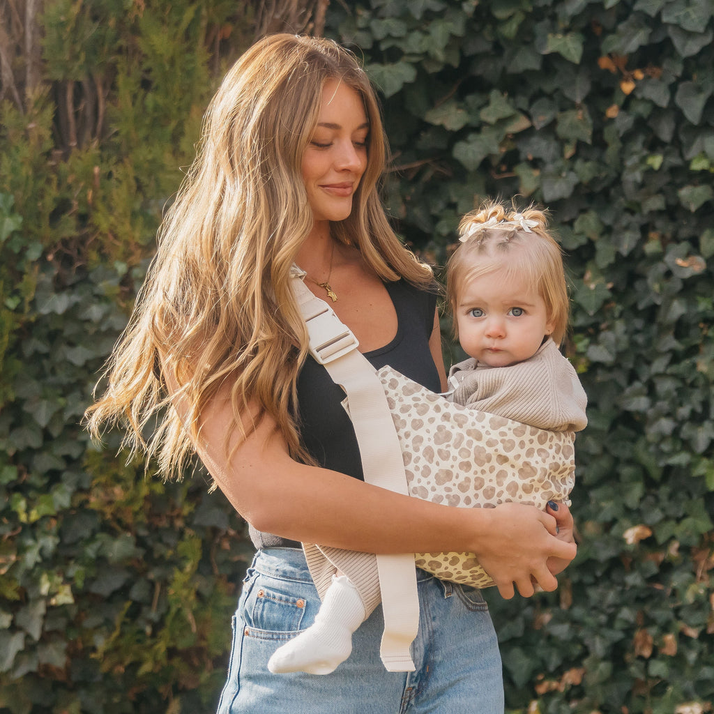 Everyday Sling Carrier - Neutral Leopard