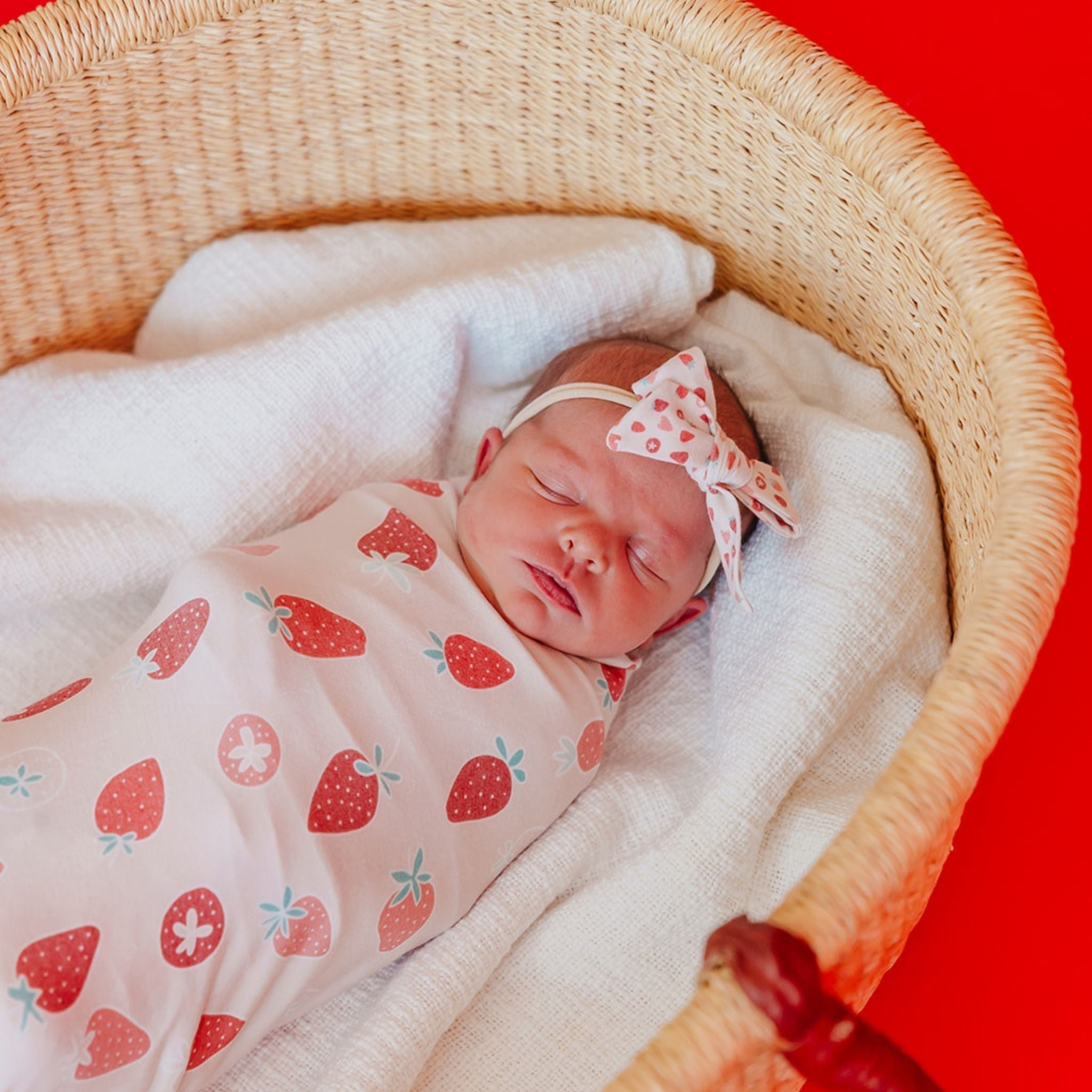 Classic Baby Bow - Strawberry