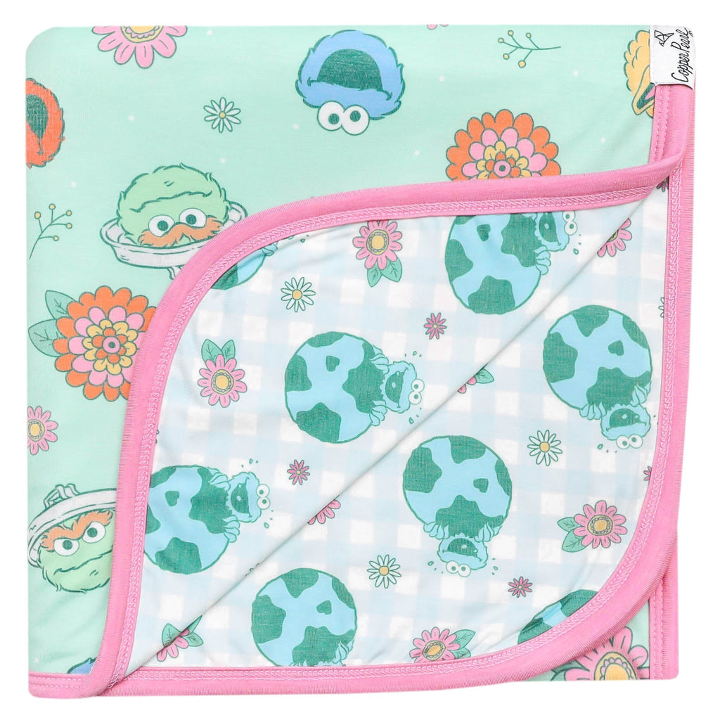Three-Layer Quilt - Sesame Street Retro Floral