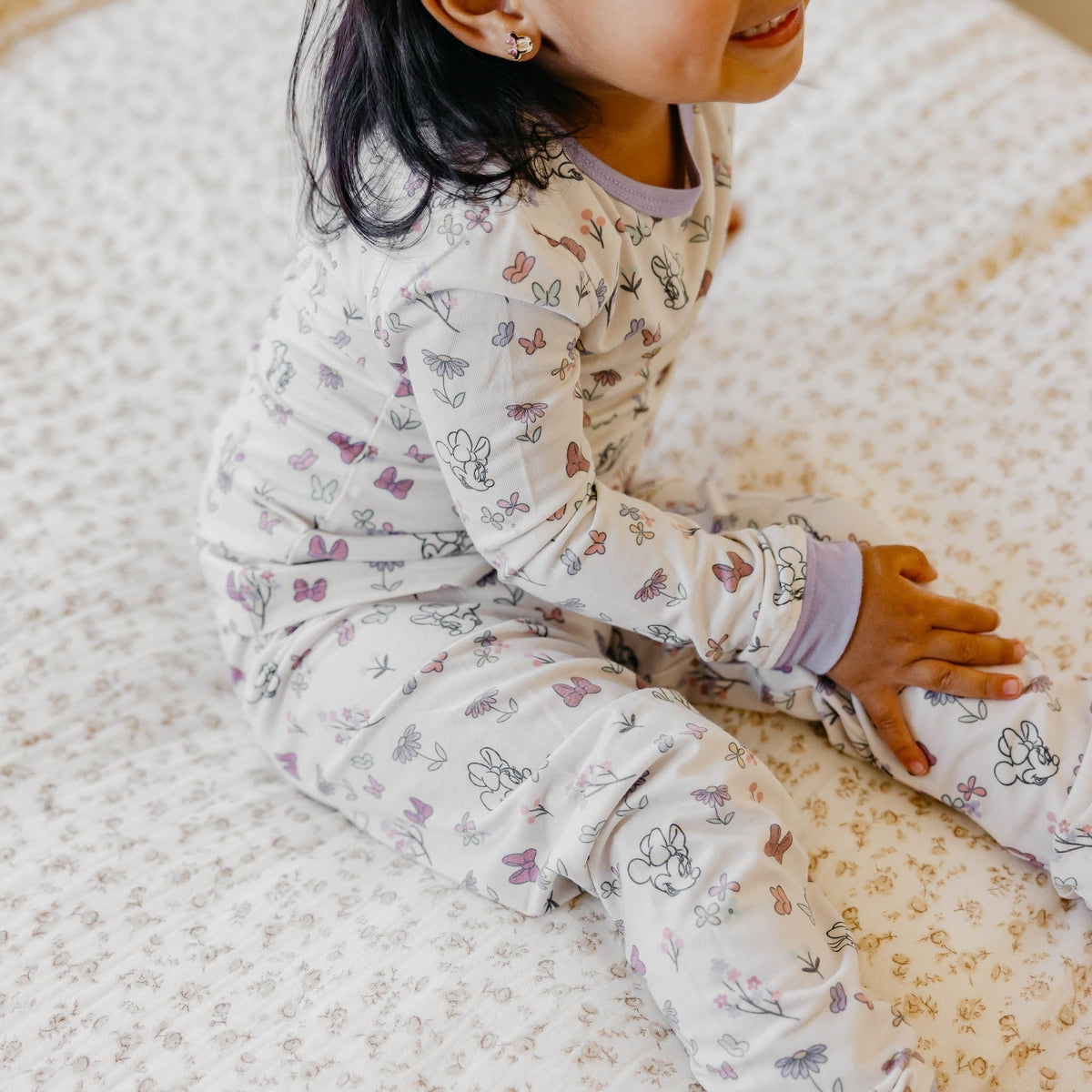 2pc Long Sleeve Pajama Set - Minnie Mouse's Bowquet