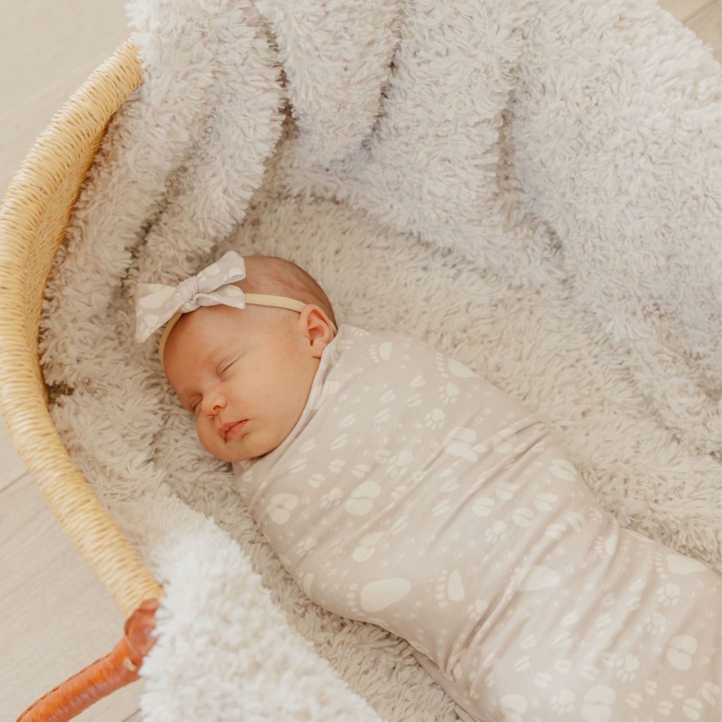 Classic Baby Bow - Tracker