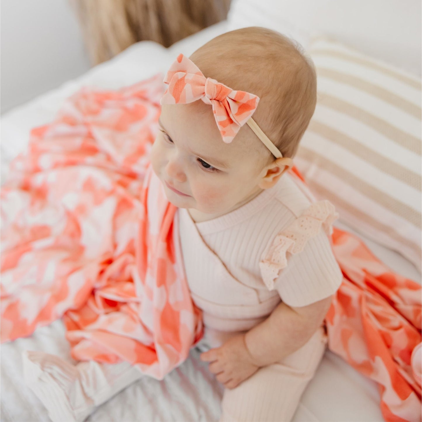 Classic Baby Bow - Remi
