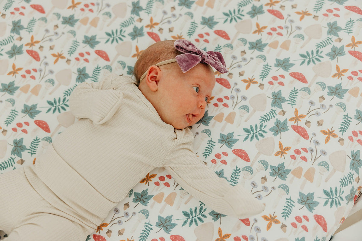 Premium Knit Fitted Crib Sheet - Ivy