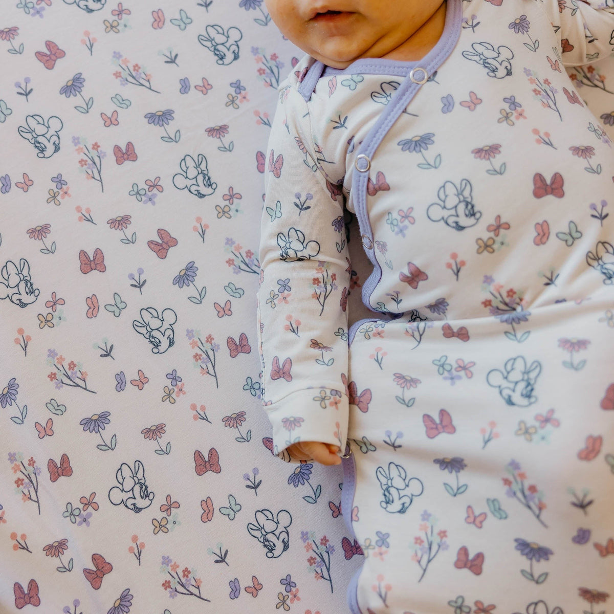 Newborn Knotted Gown - Minnie Mouse's Bowquet
