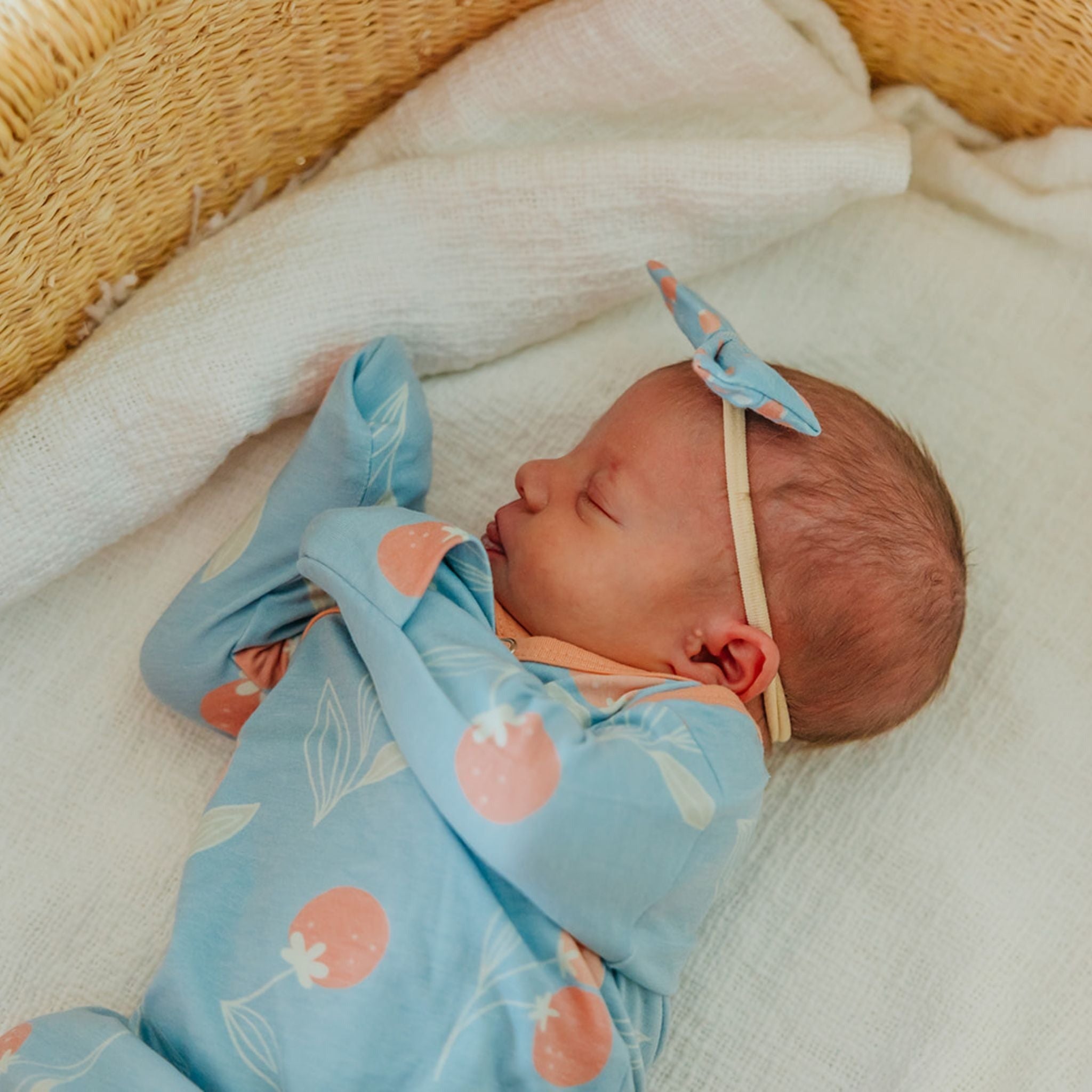Classic Baby Bow - Clementine