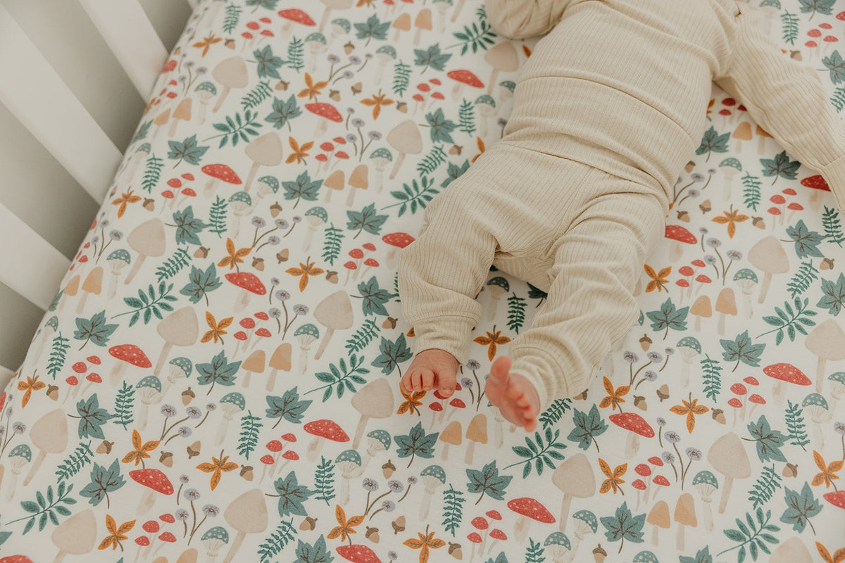 Premium Knit Fitted Crib Sheet - Ivy
