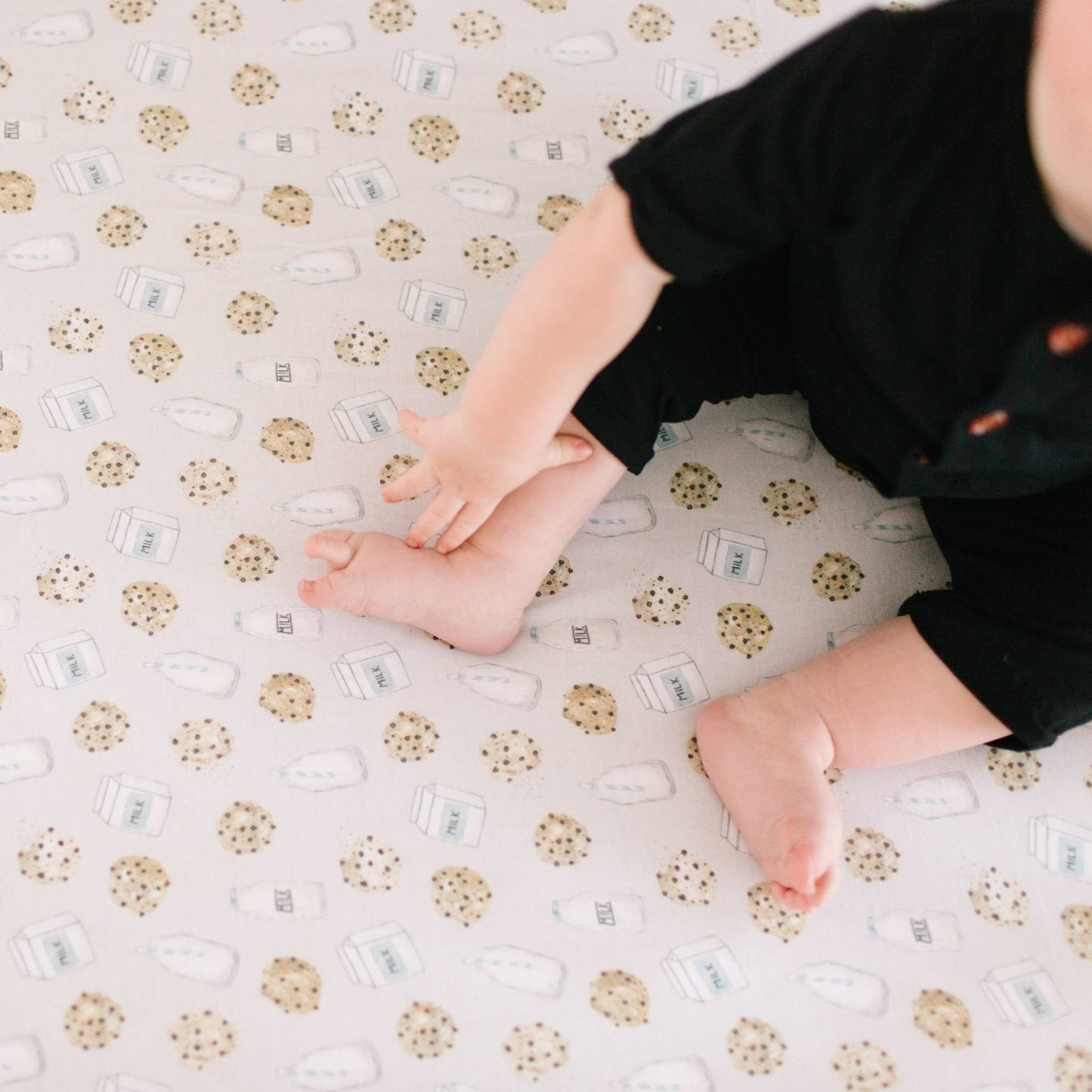 Premium Knit Fitted Crib Sheet - Chip