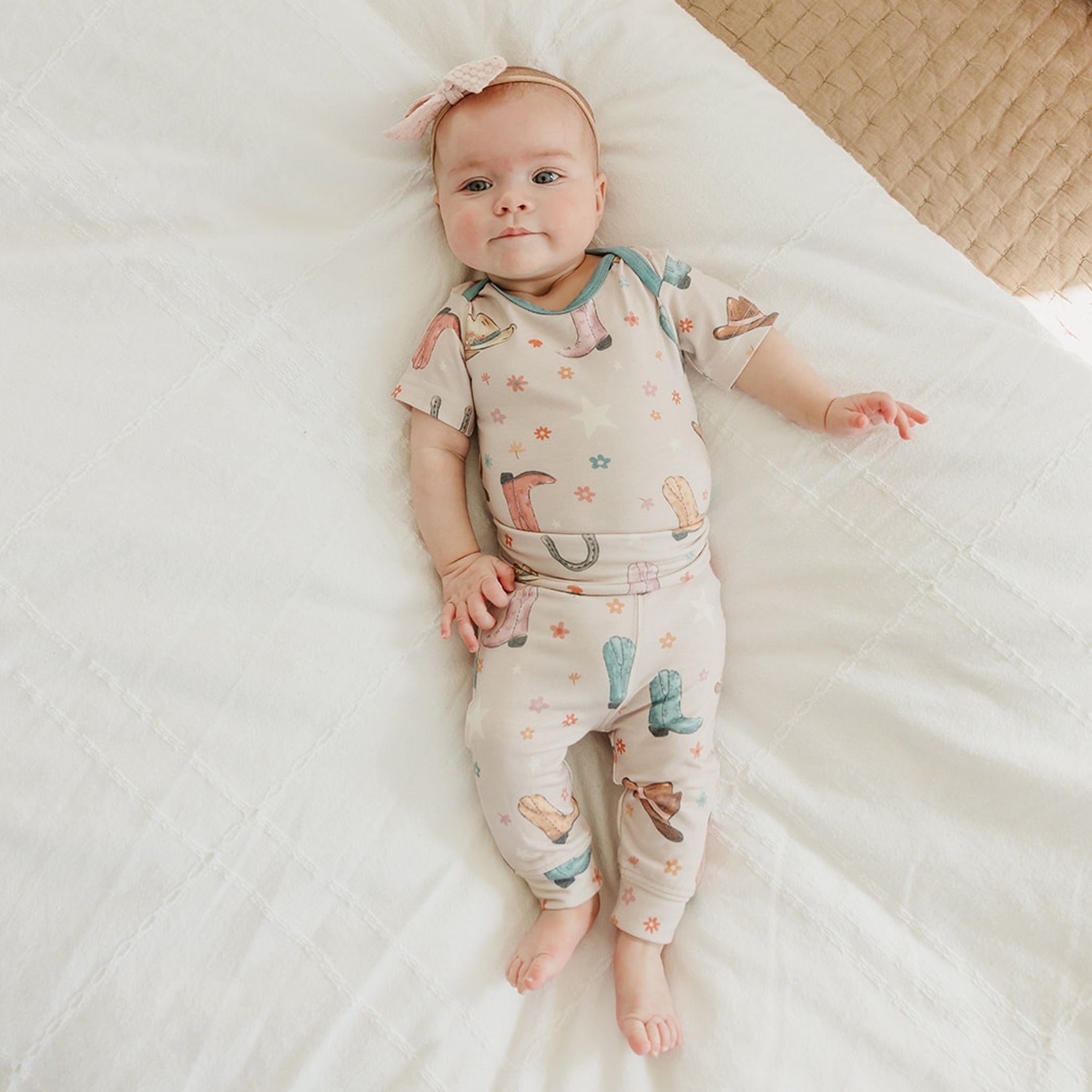 Short Sleeve Bodysuit - Cheyenne