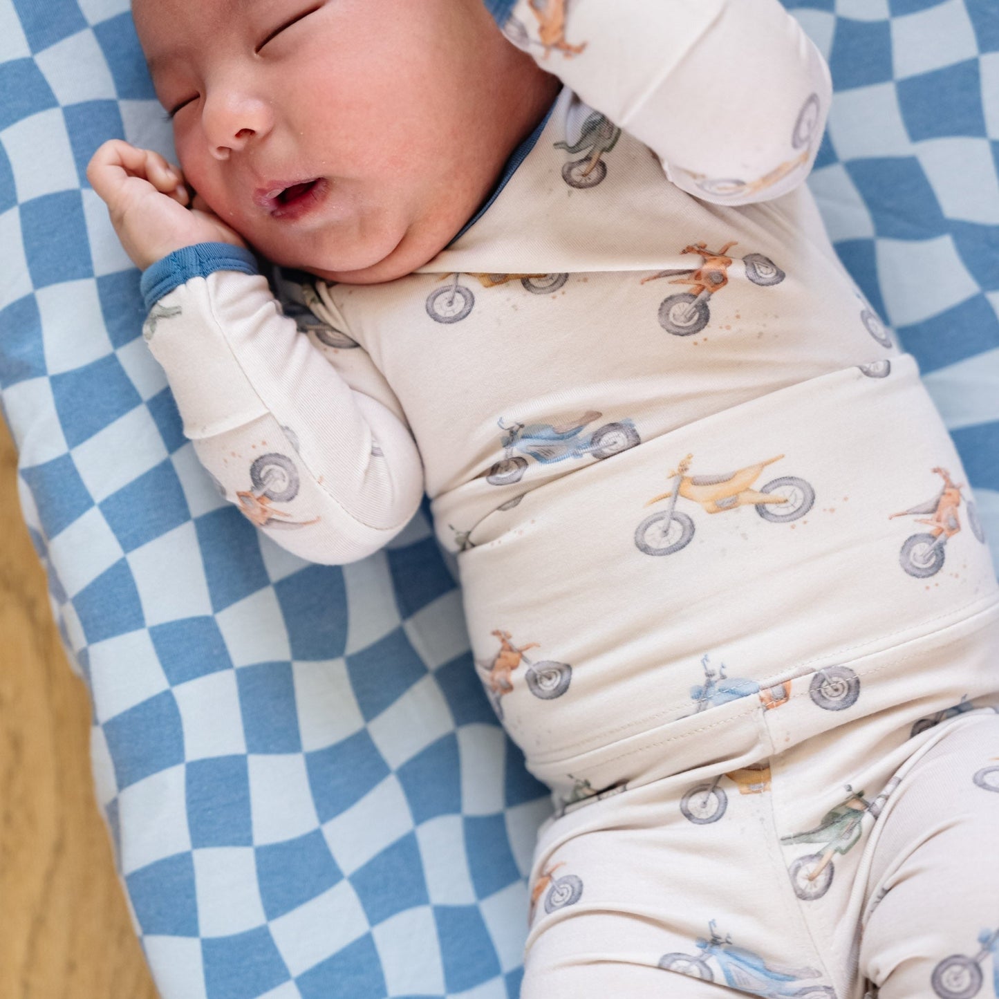 Premium Knit Diaper Changing Pad Cover - Miles