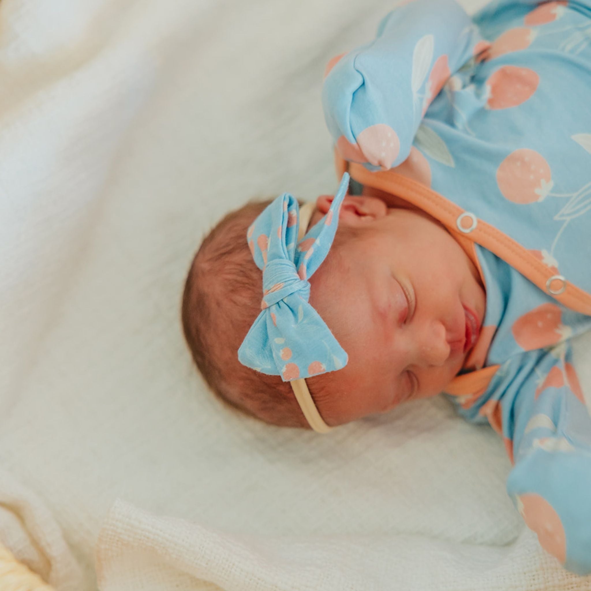 Classic Baby Bow - Clementine