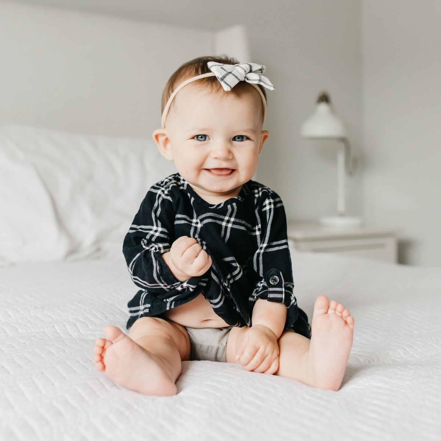 Classic Baby Bow - Ledger