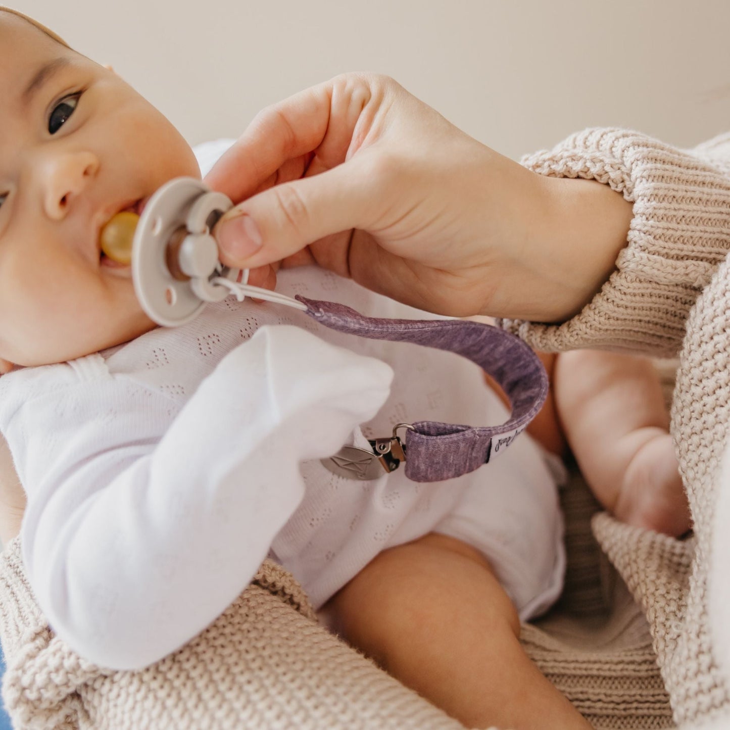 Binky Clips - Lacie