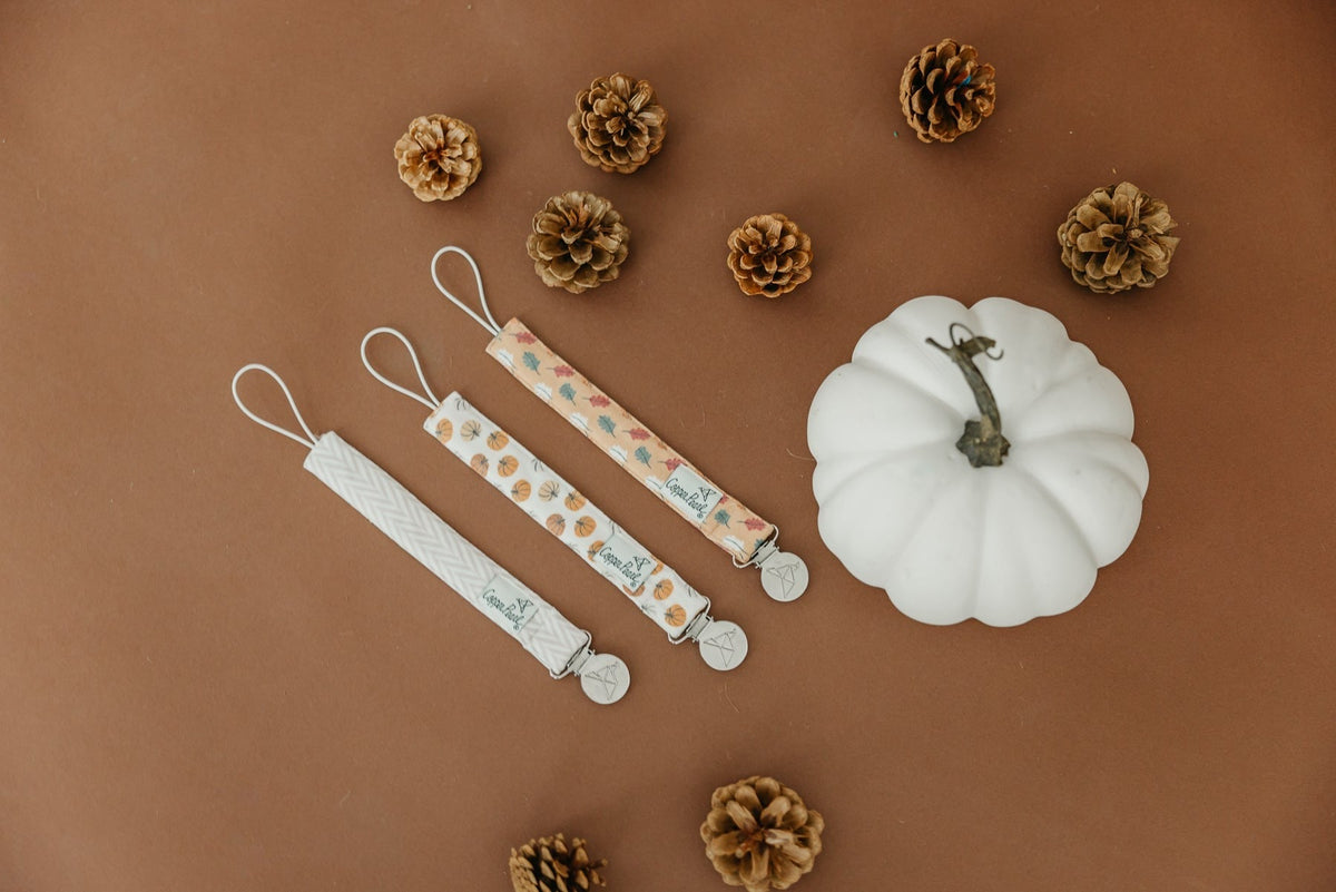 Binky Clips - Karver