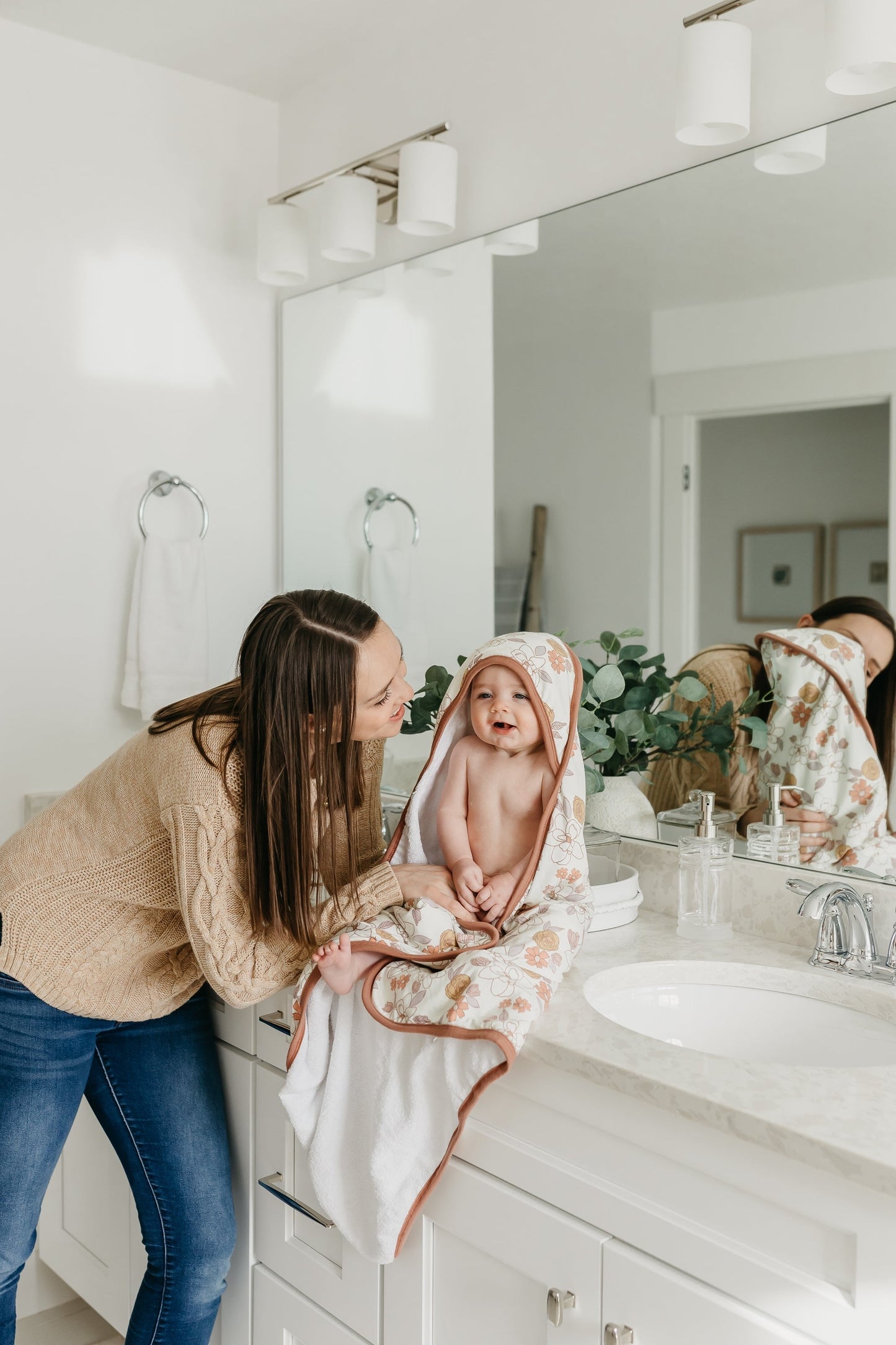 Premium Baby Knit Hooded Towel - Ferra