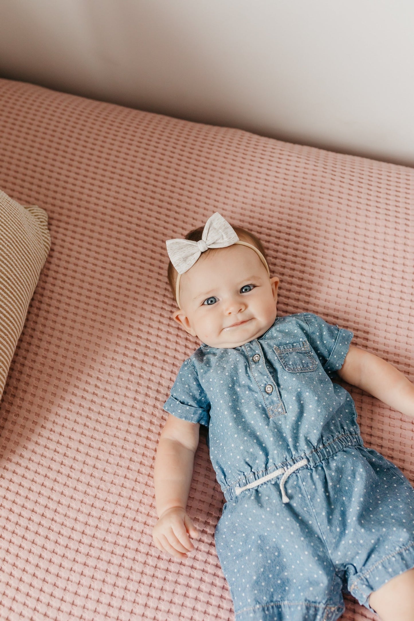 Bowtie Baby Bow - Oat