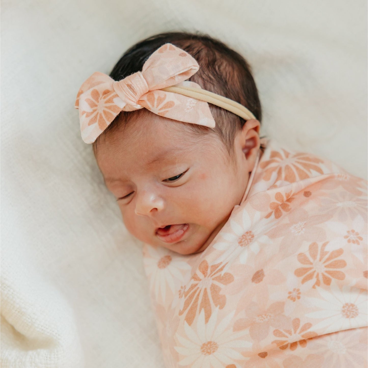 Classic Baby Bow - Penny