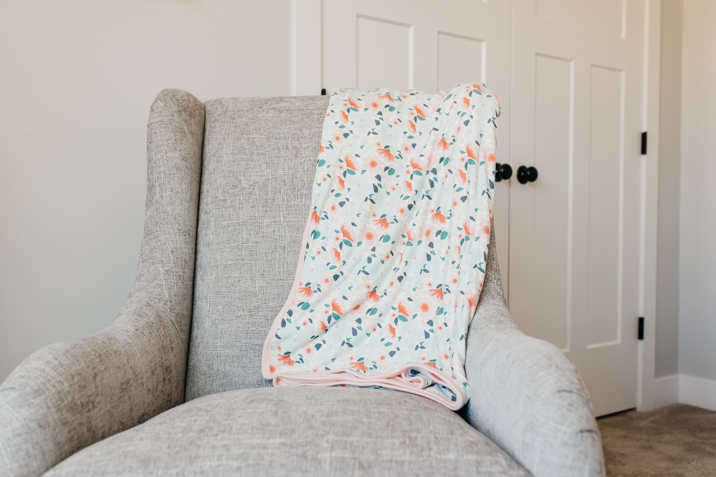Three-Layer Jumbo Quilt - Leilani