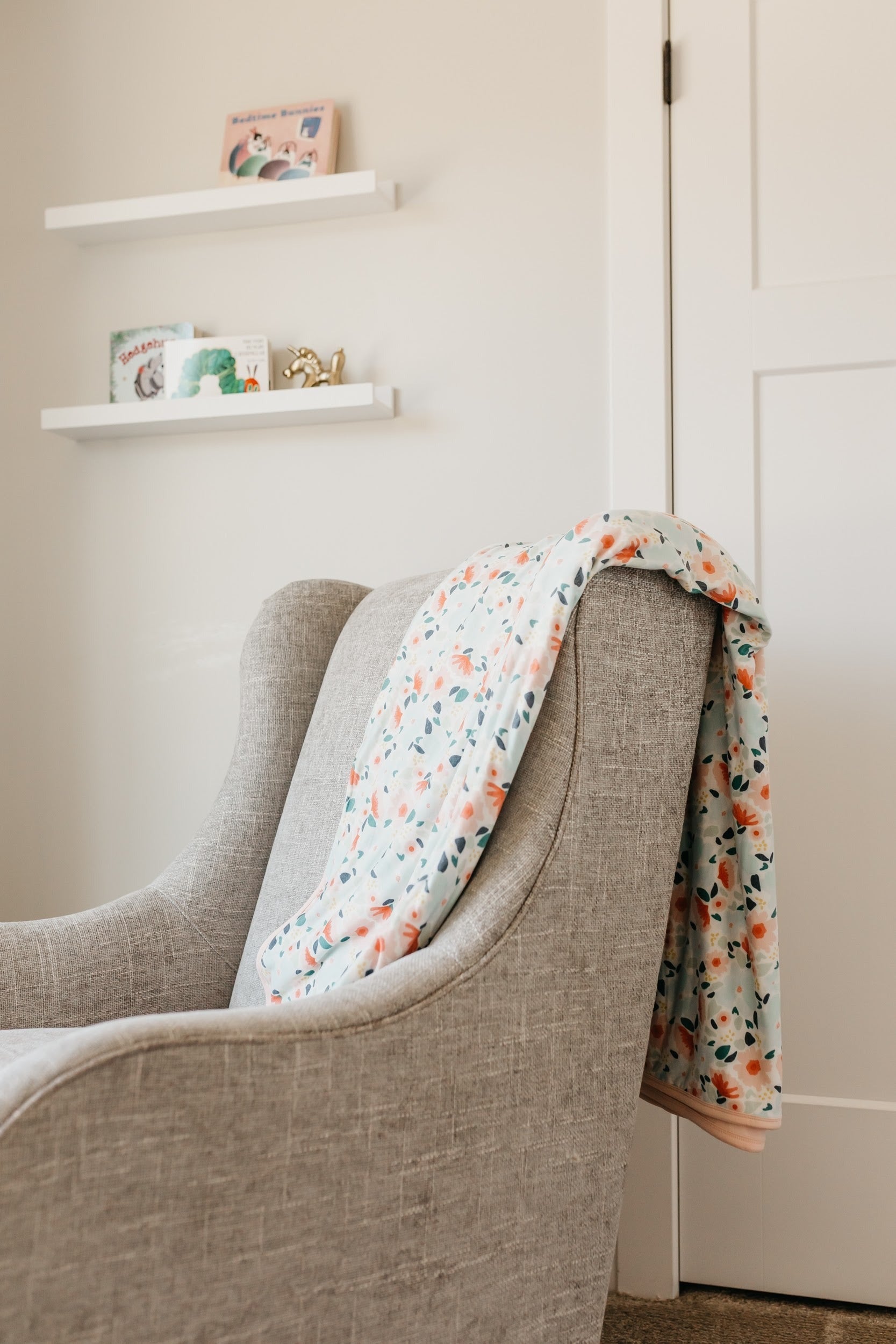 Three-Layer Jumbo Quilt - Leilani