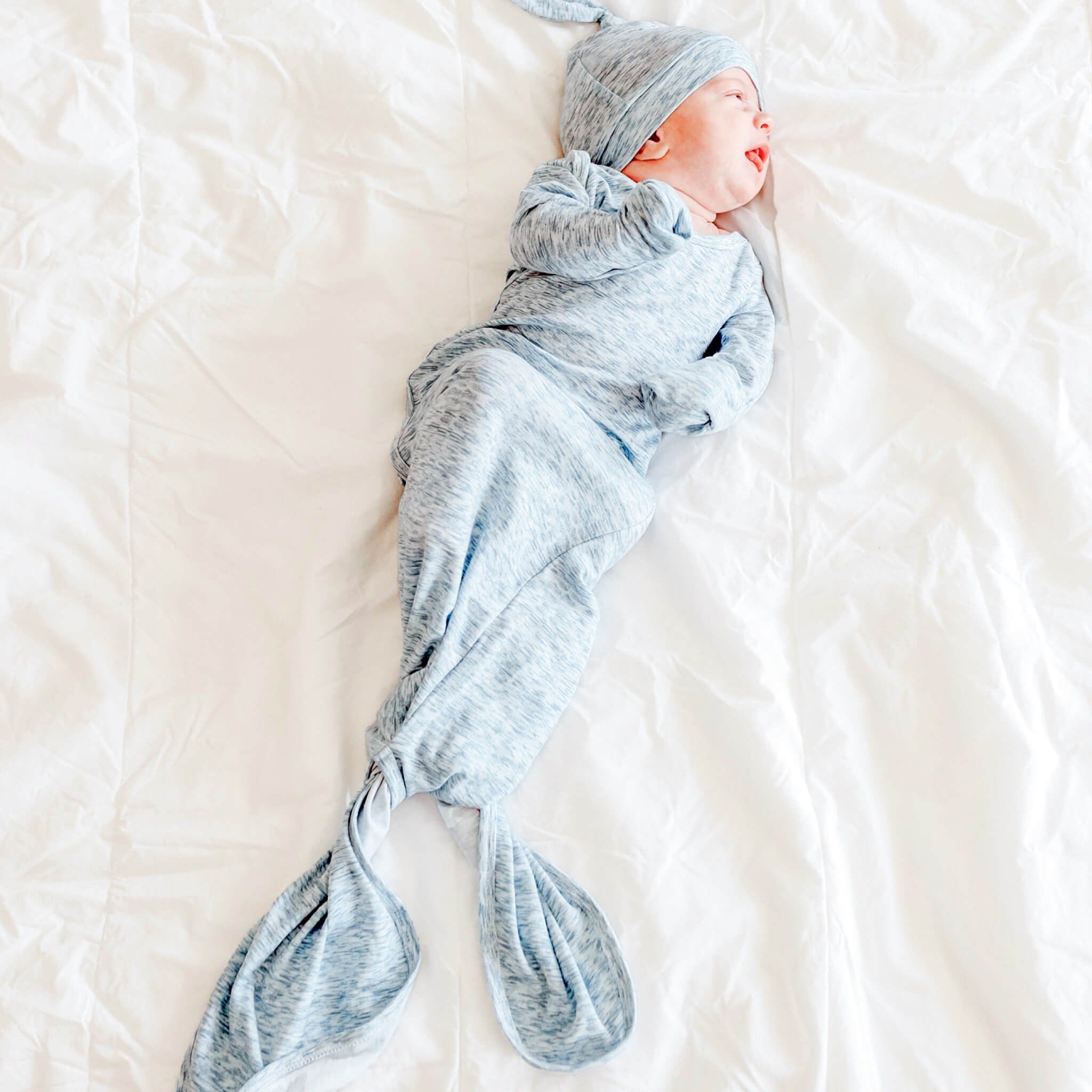 Newborn Knotted Gown - Lennon