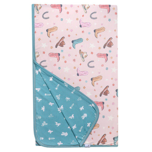 Three-Layer Jumbo Quilt - Cheyenne