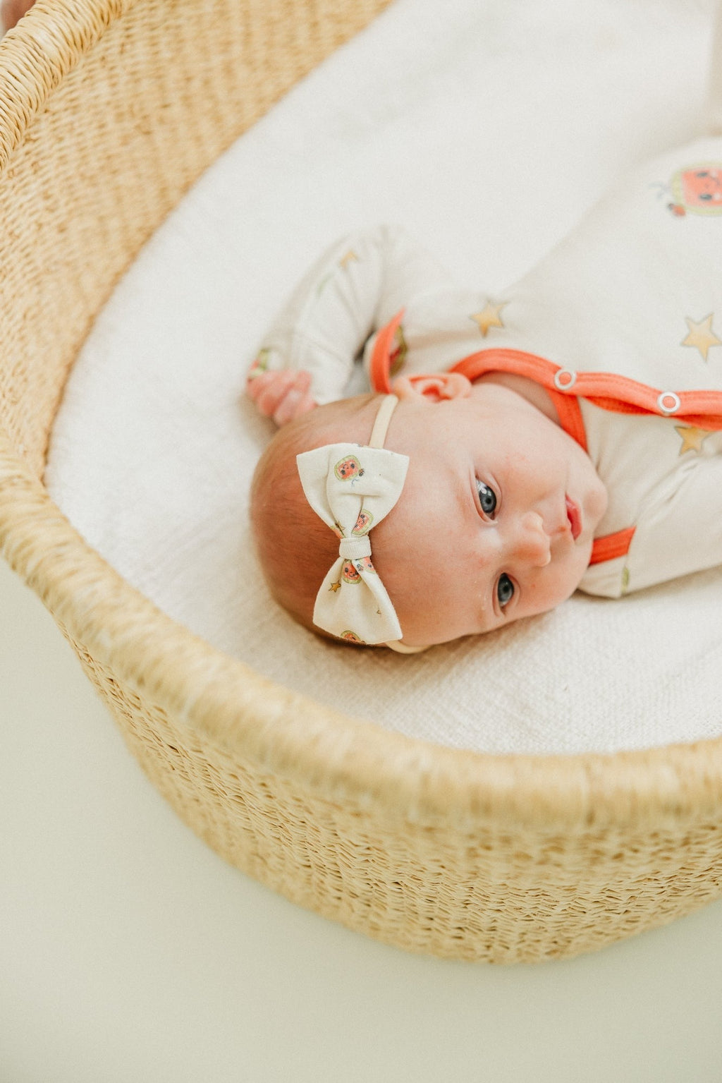 Bowtie Baby Bow - CoComelon