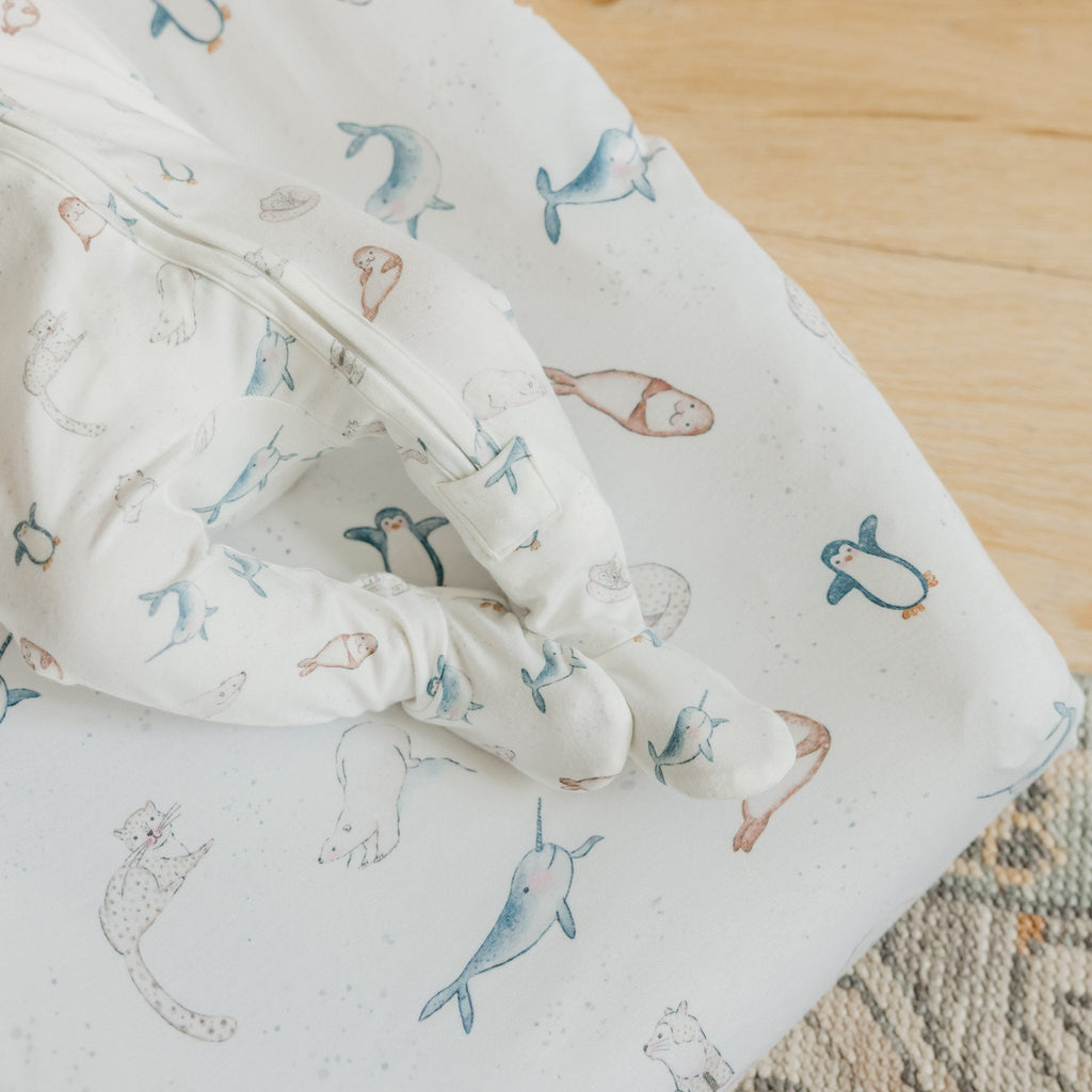 Premium Knit Diaper Changing Pad Cover - Arctic Wonder