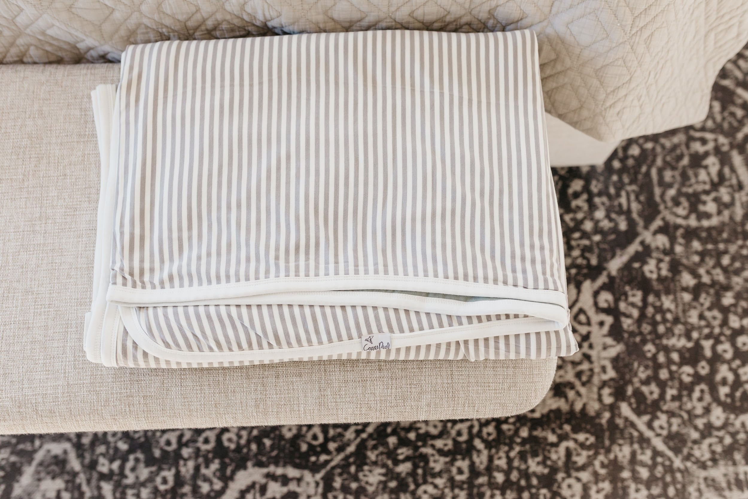Three-Layer Jumbo Quilt - Everest