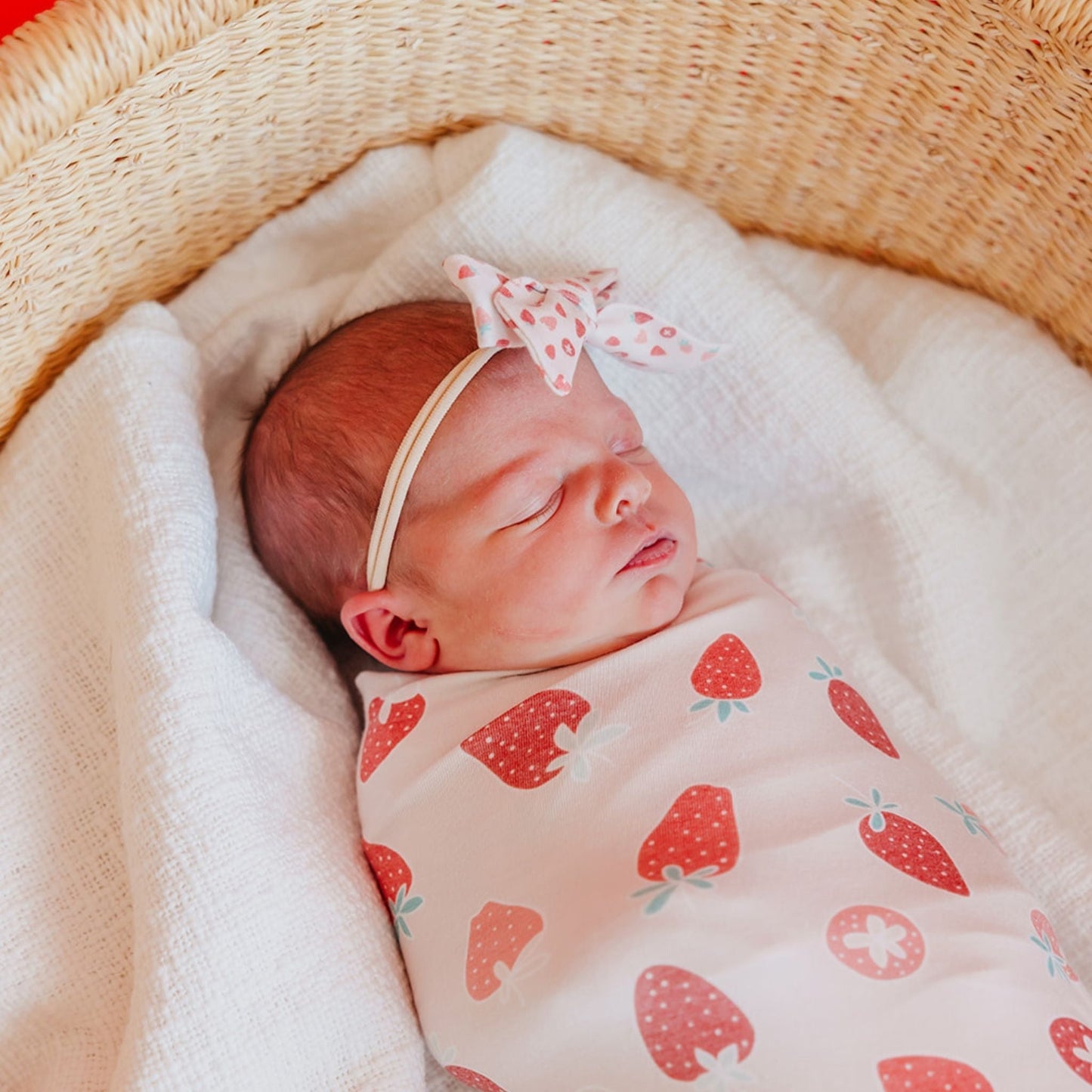 Classic Baby Bow - Strawberry