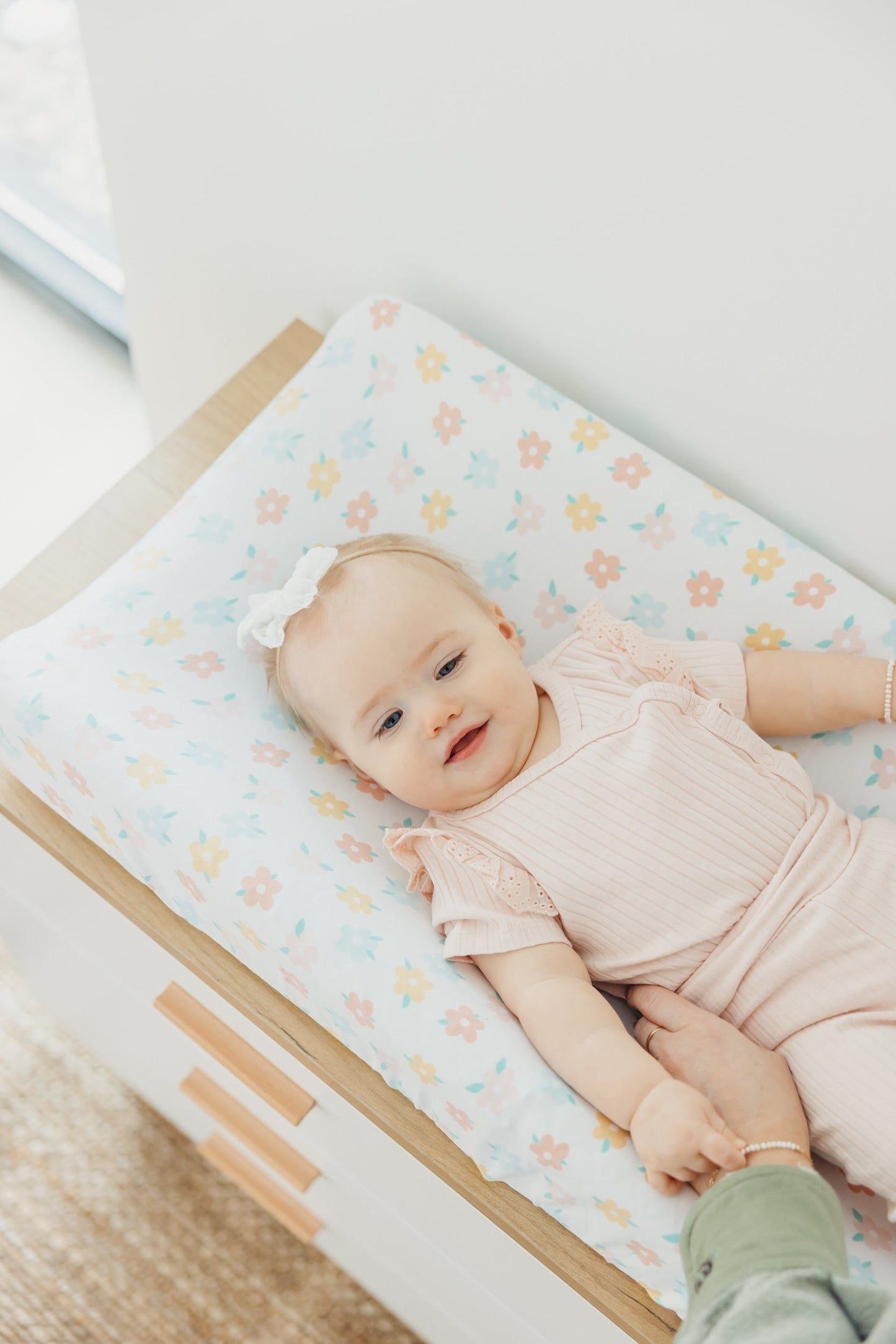 Premium Knit Diaper Changing Pad Cover - Daisy