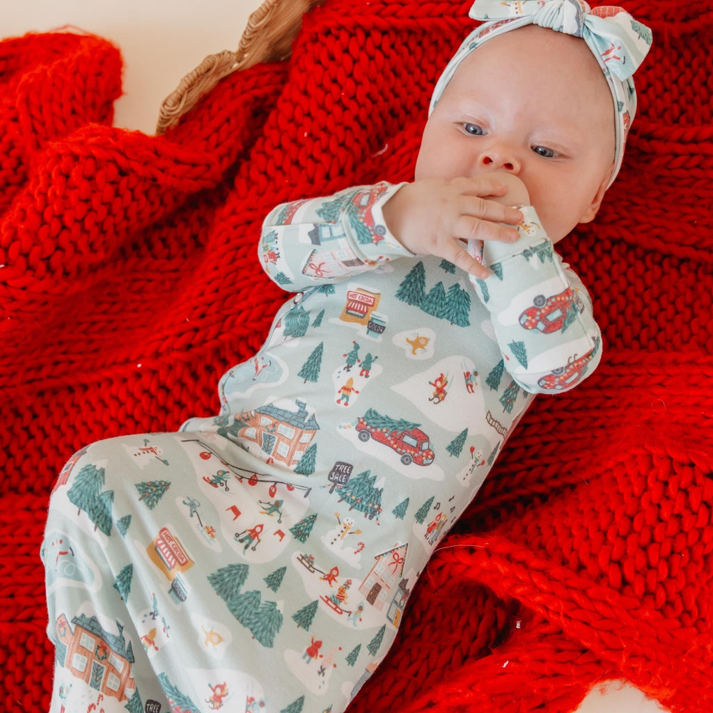 Newborn Knotted Gown - Snowy Slopes