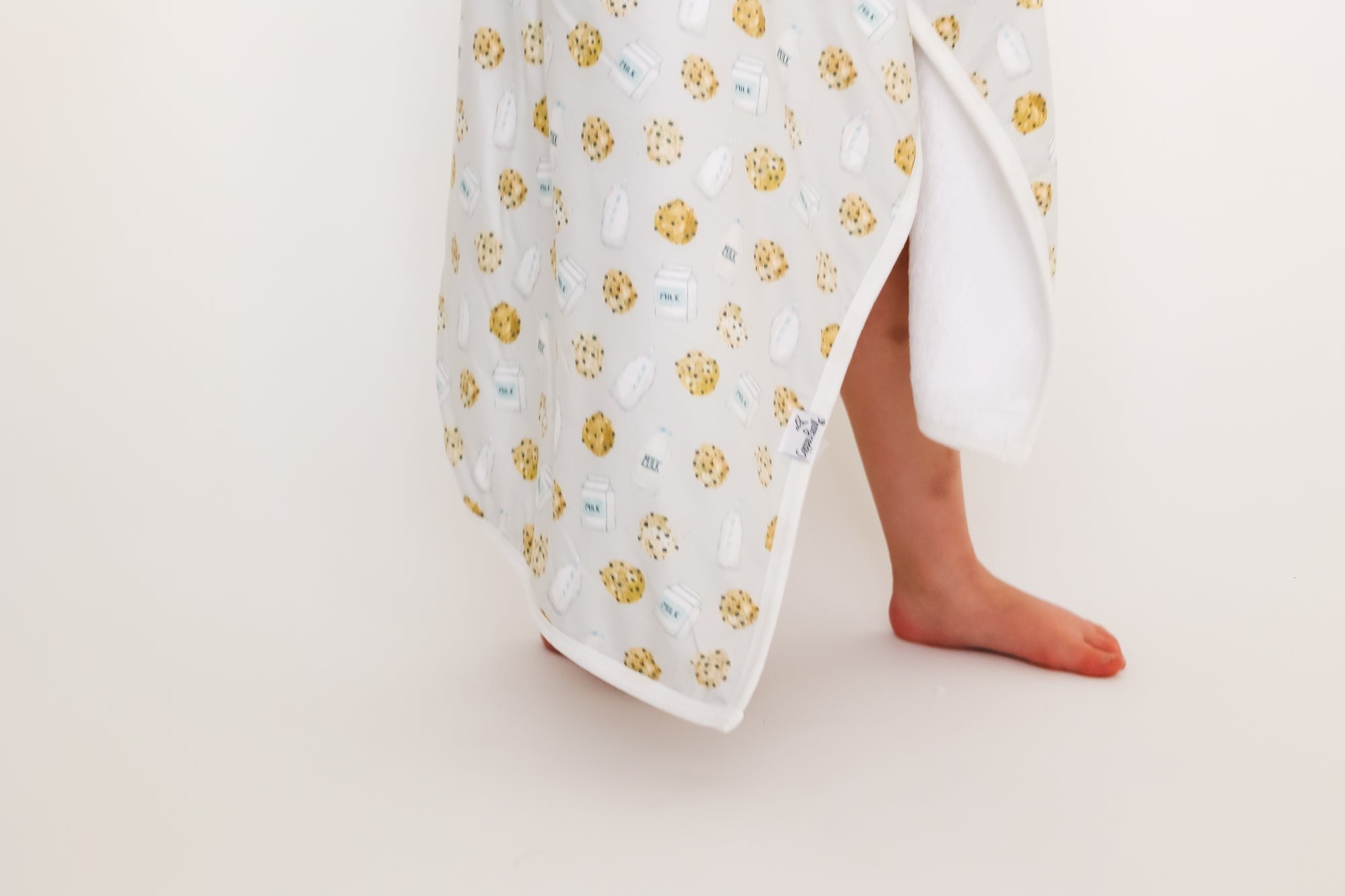 Premium Big Kid Hooded Towel - Chip