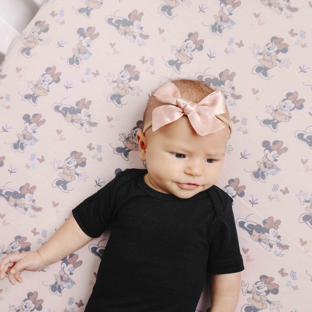 Premium Knit Fitted Crib Sheet - Minnie Mouse