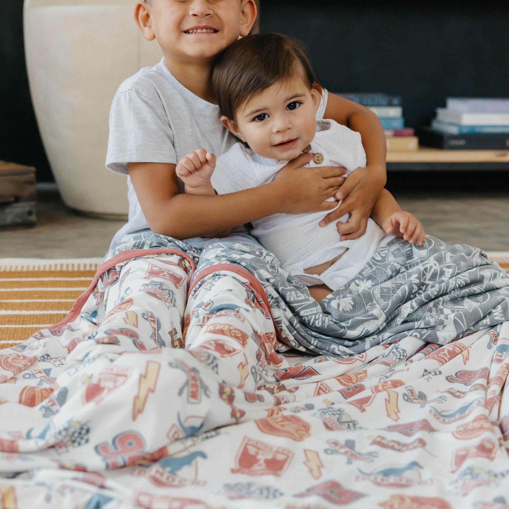 Three-Layer Jumbo Quilt - Disney Pixar Bumper Stickers