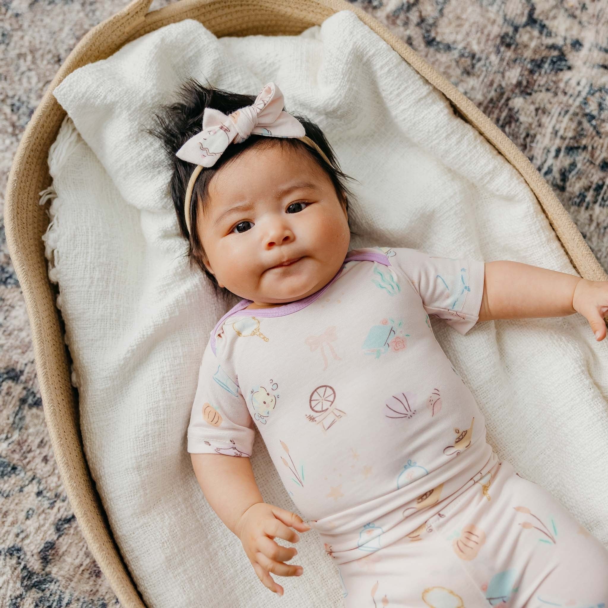Short Sleeve Bodysuit - Enchanted Friends