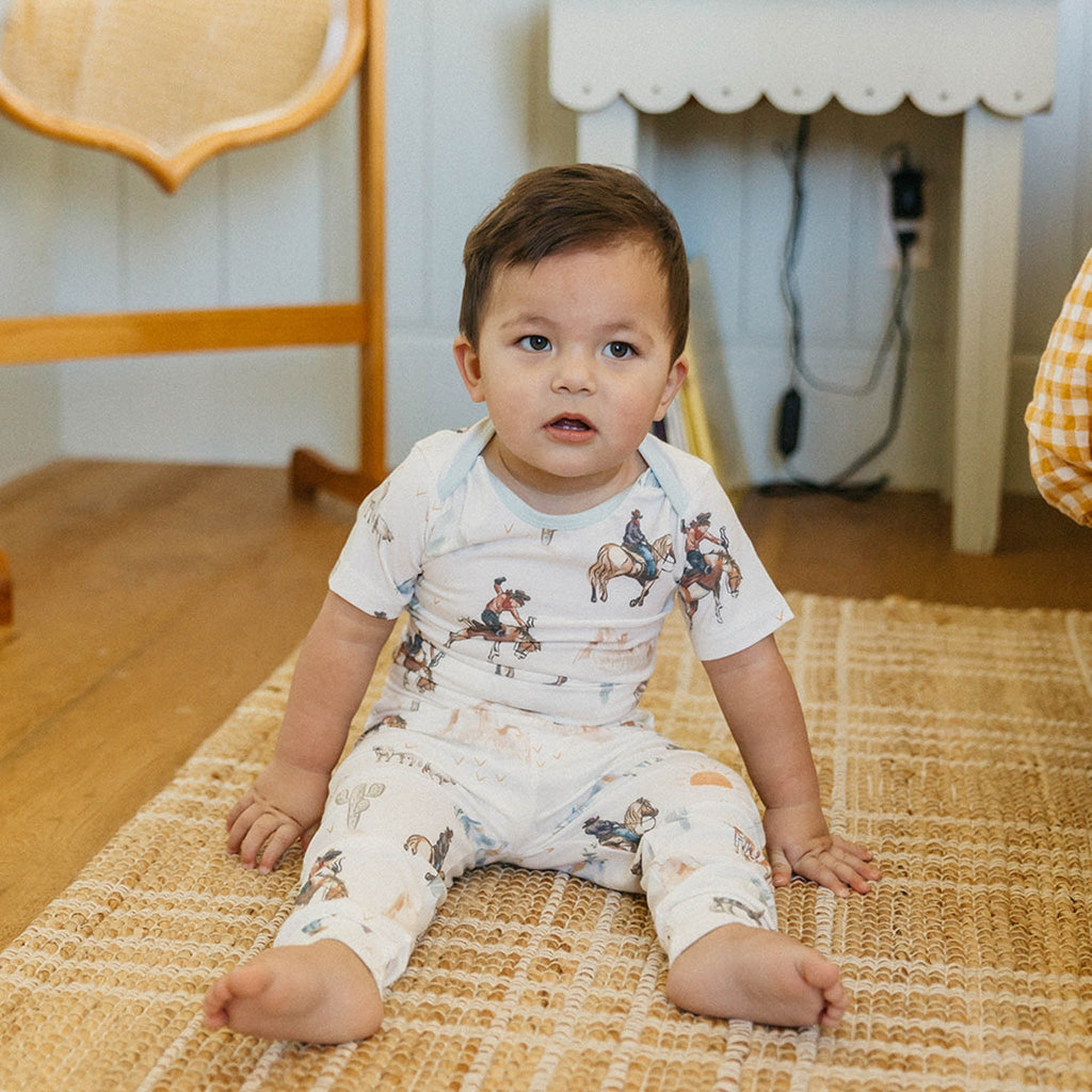 Short Sleeve Bodysuit - Boone