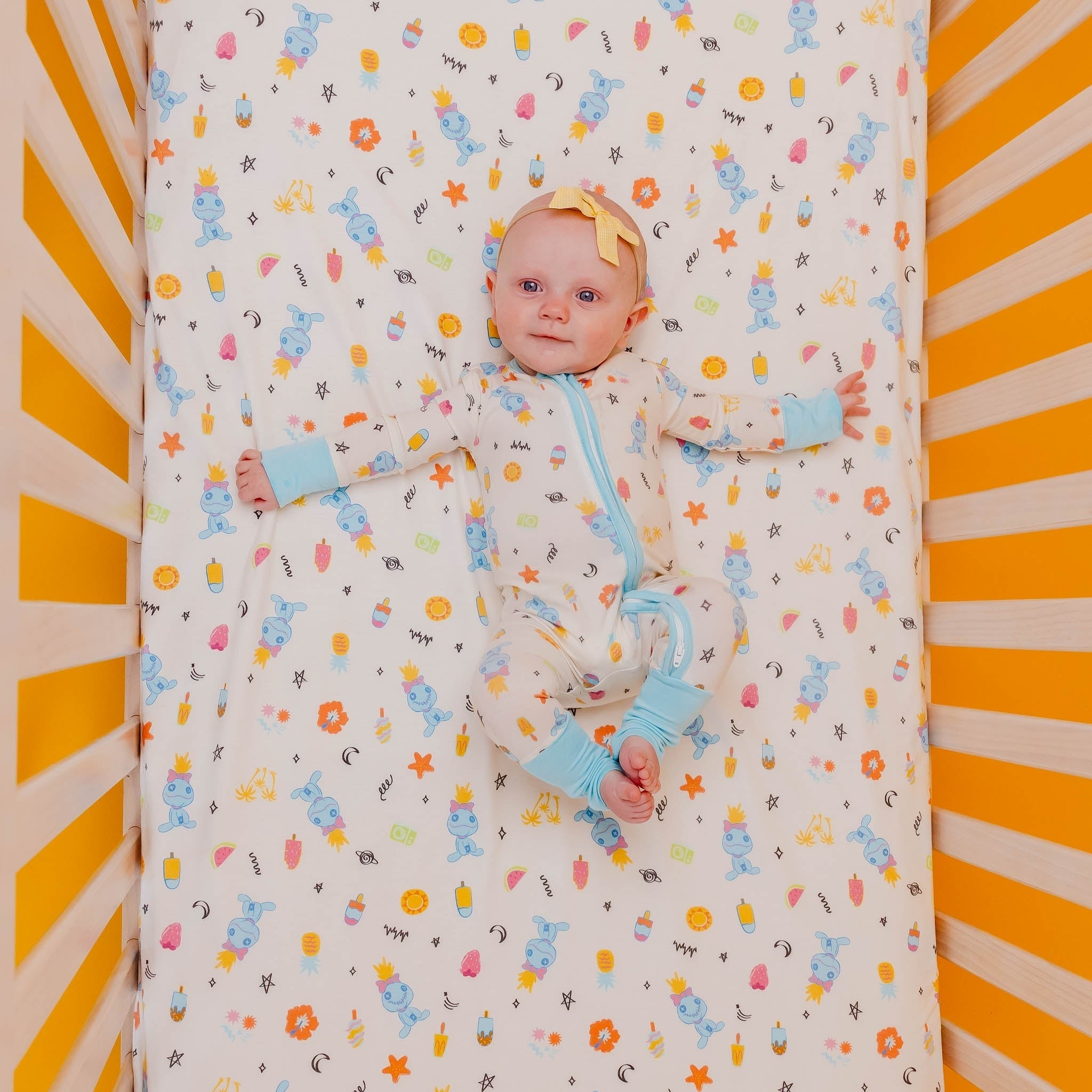 Premium Knit Fitted Crib Sheet - Disney Scrump Dreamsicles