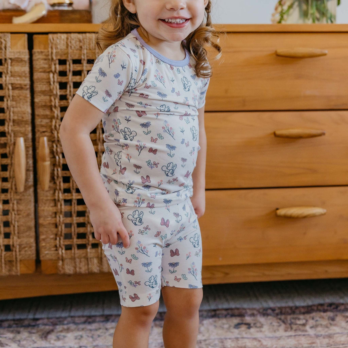2pc Short Sleeve Pajama Set - Minnie Mouse's Bowquet