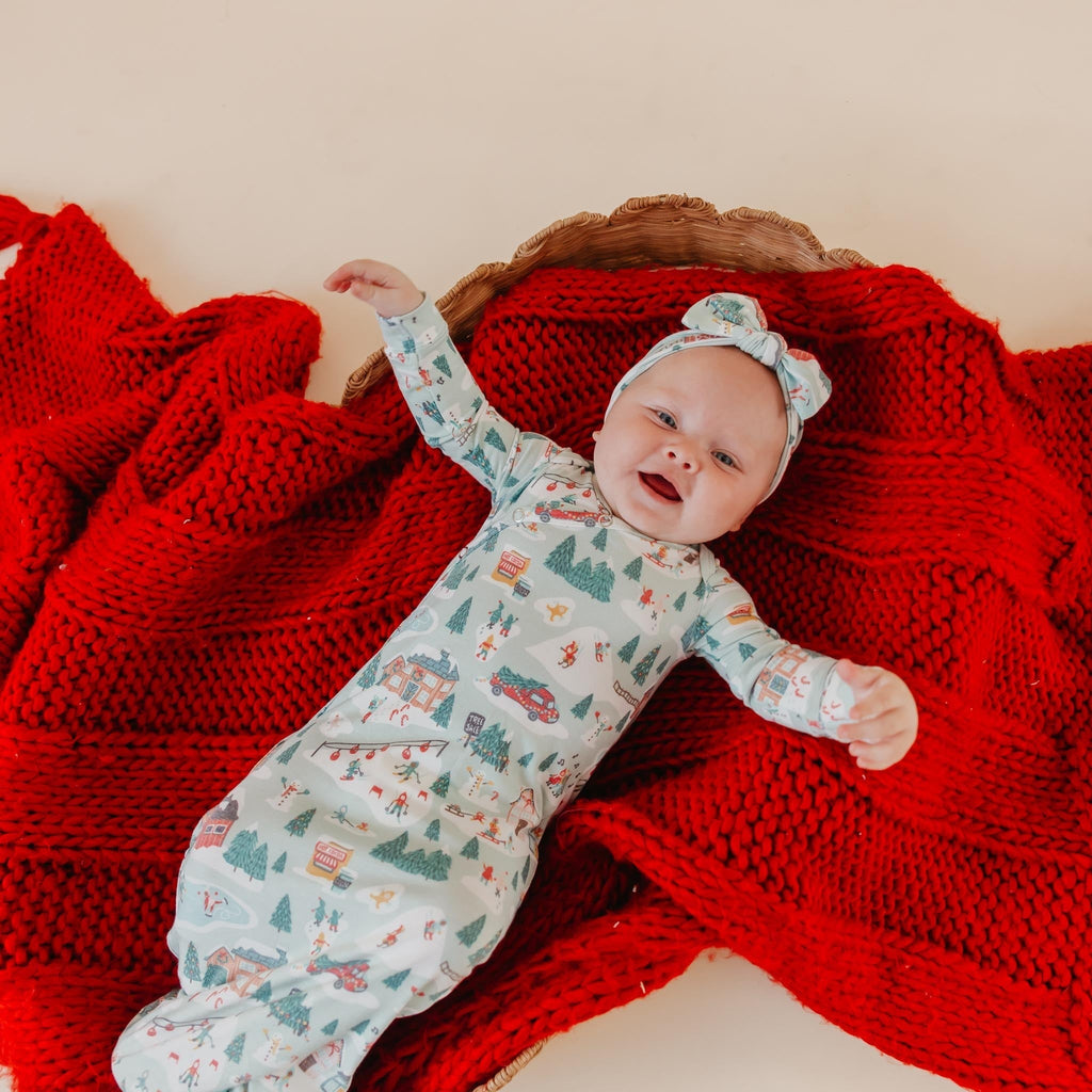 Newborn Knotted Gown - Snowy Slopes