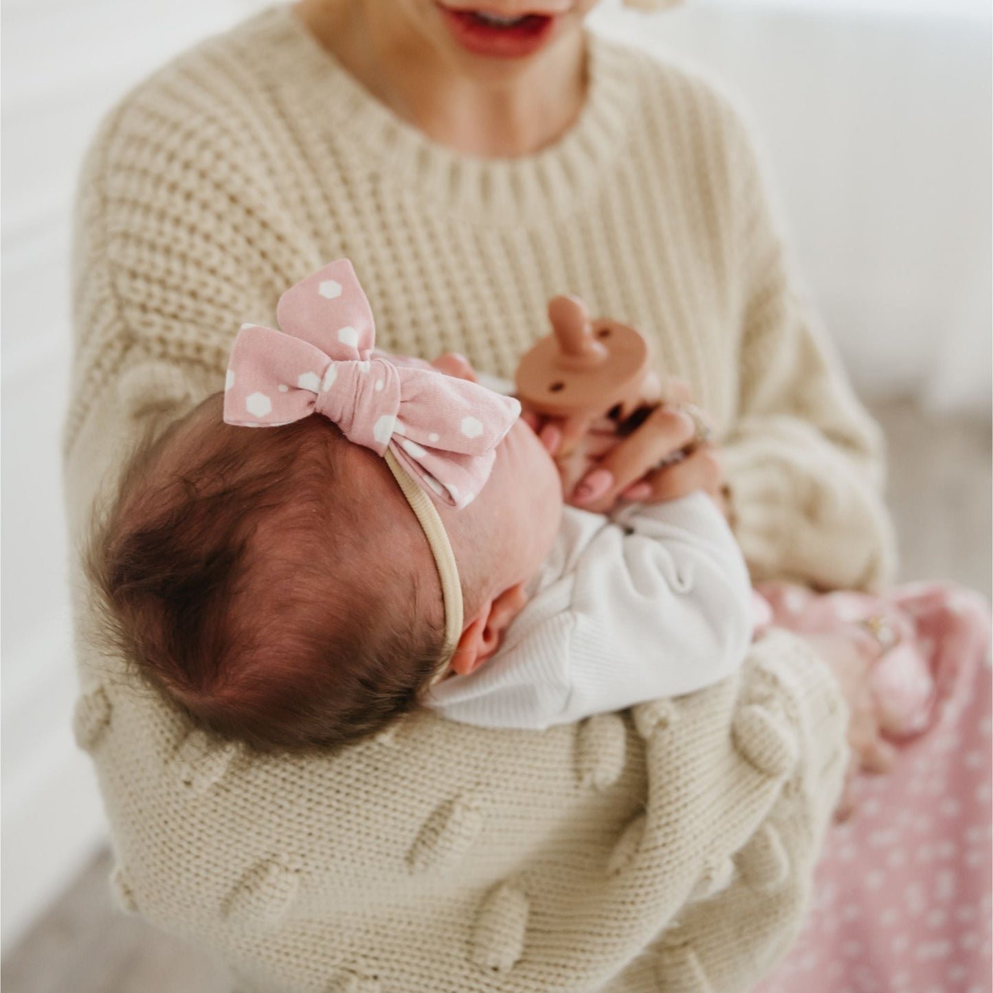 Classic Baby Bow - Lucy