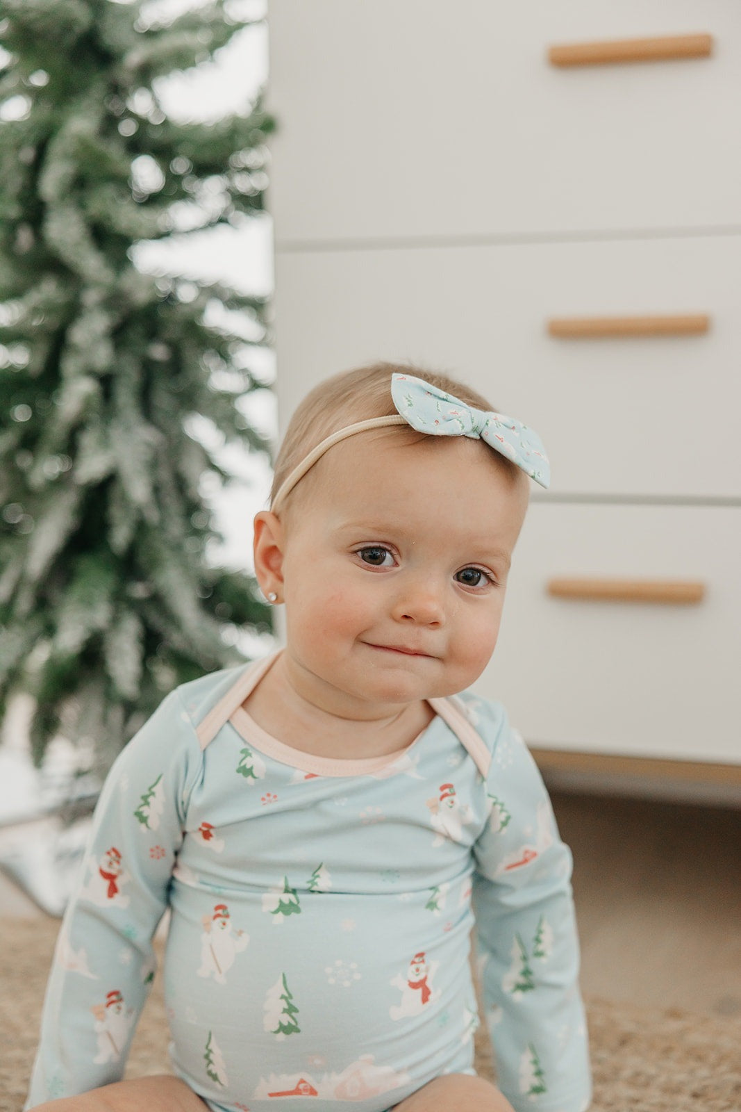Bowtie Baby Bow - Frosty the SnowmanÃ¢â€žÂ¢