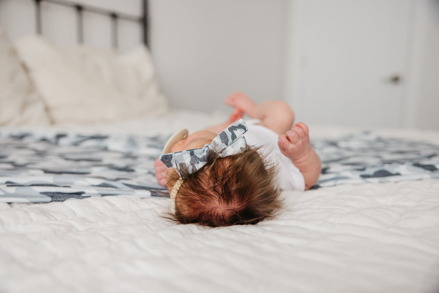 Ribbon Baby Bow - Gunnar