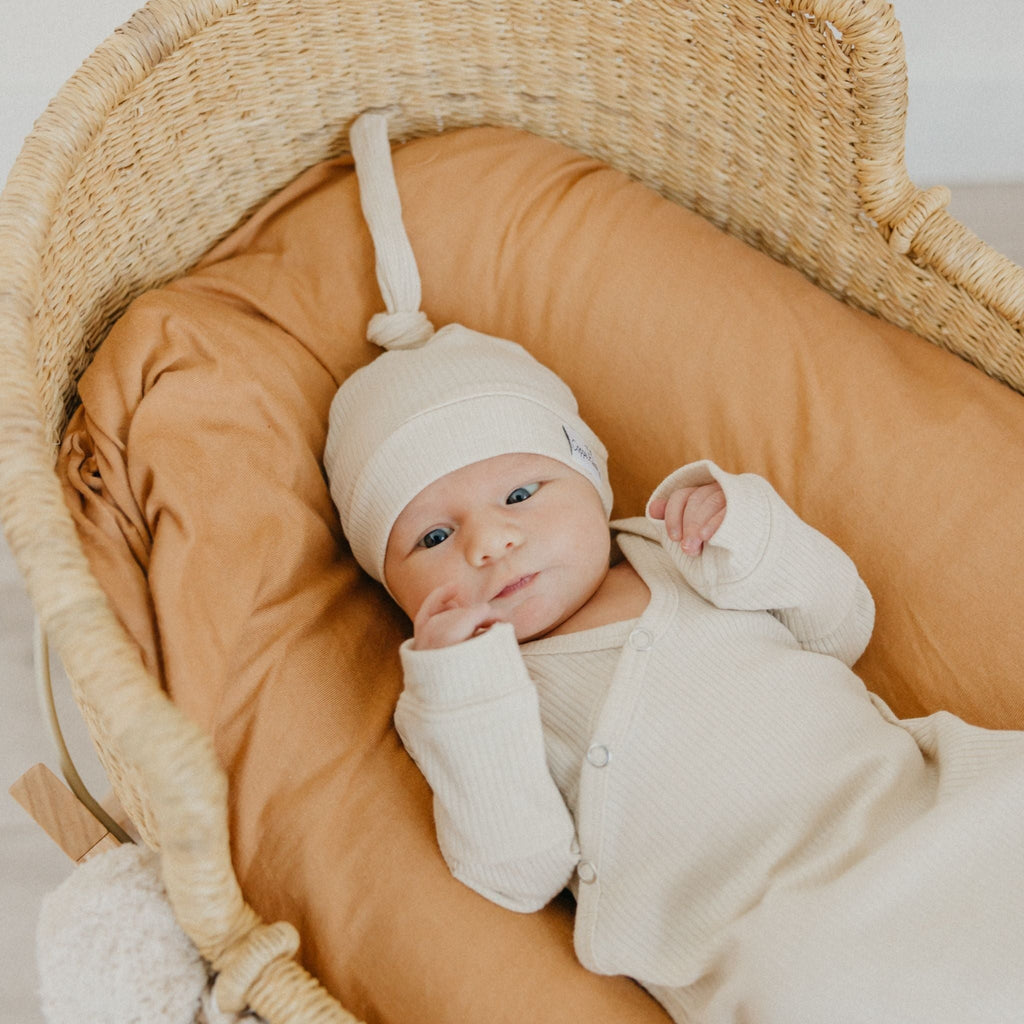 Rib Knit Top Knot Hat - Moonstone