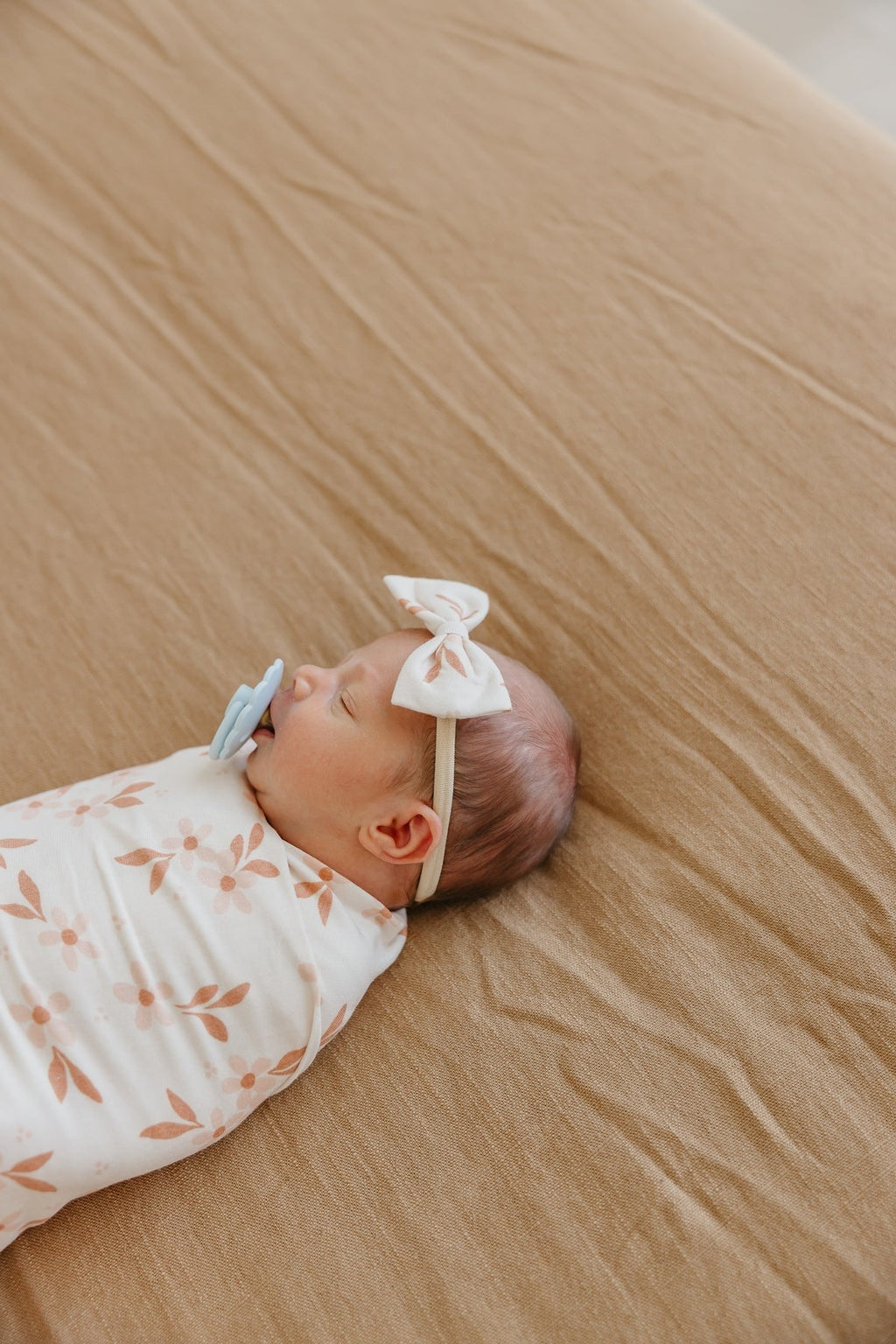 Bowtie Baby Bow - Rue